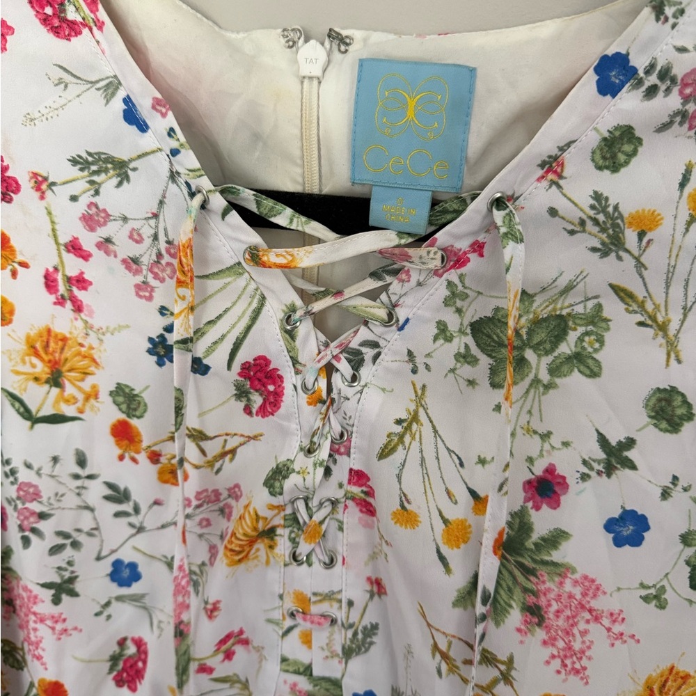CeCe Shift Dress Multicolor White Floral Lined Lace Up Cap Sleeve SZ 0 - Picture 3 of 4